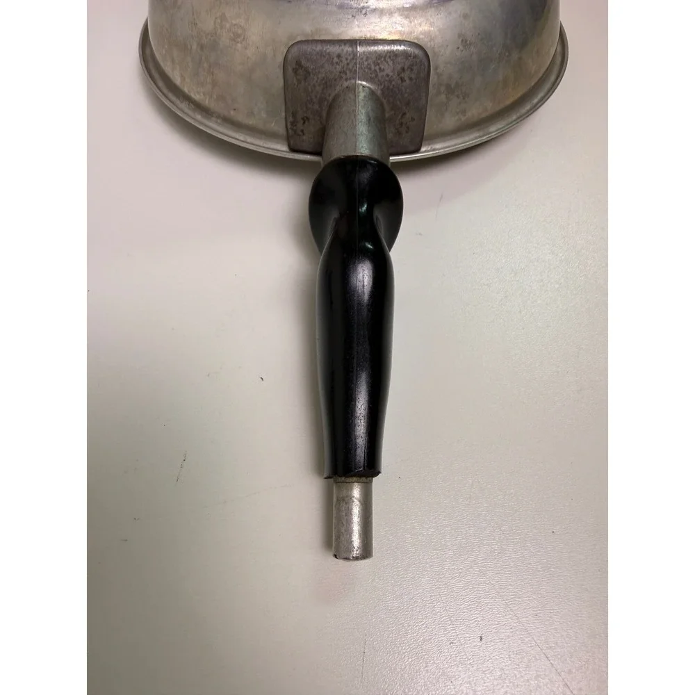 Vintage WearEver Aluminum‎ Cone Strainer Sieve with Black Handle 7.5 Inch